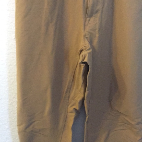 The North Face Men’s Mustard Yellow Hiking Pants - Picture 5 of 7